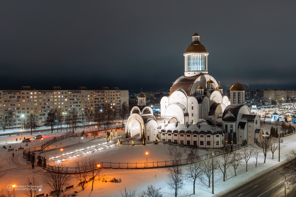 Вечерняя литургия в кафедральном соборе Солигорска