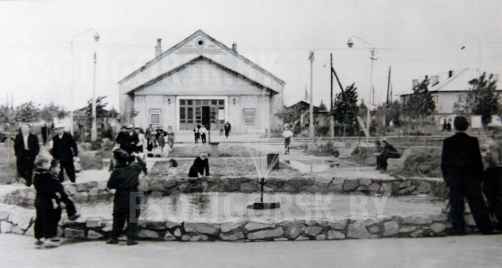 skver molodost 3 low res scale 2 00x