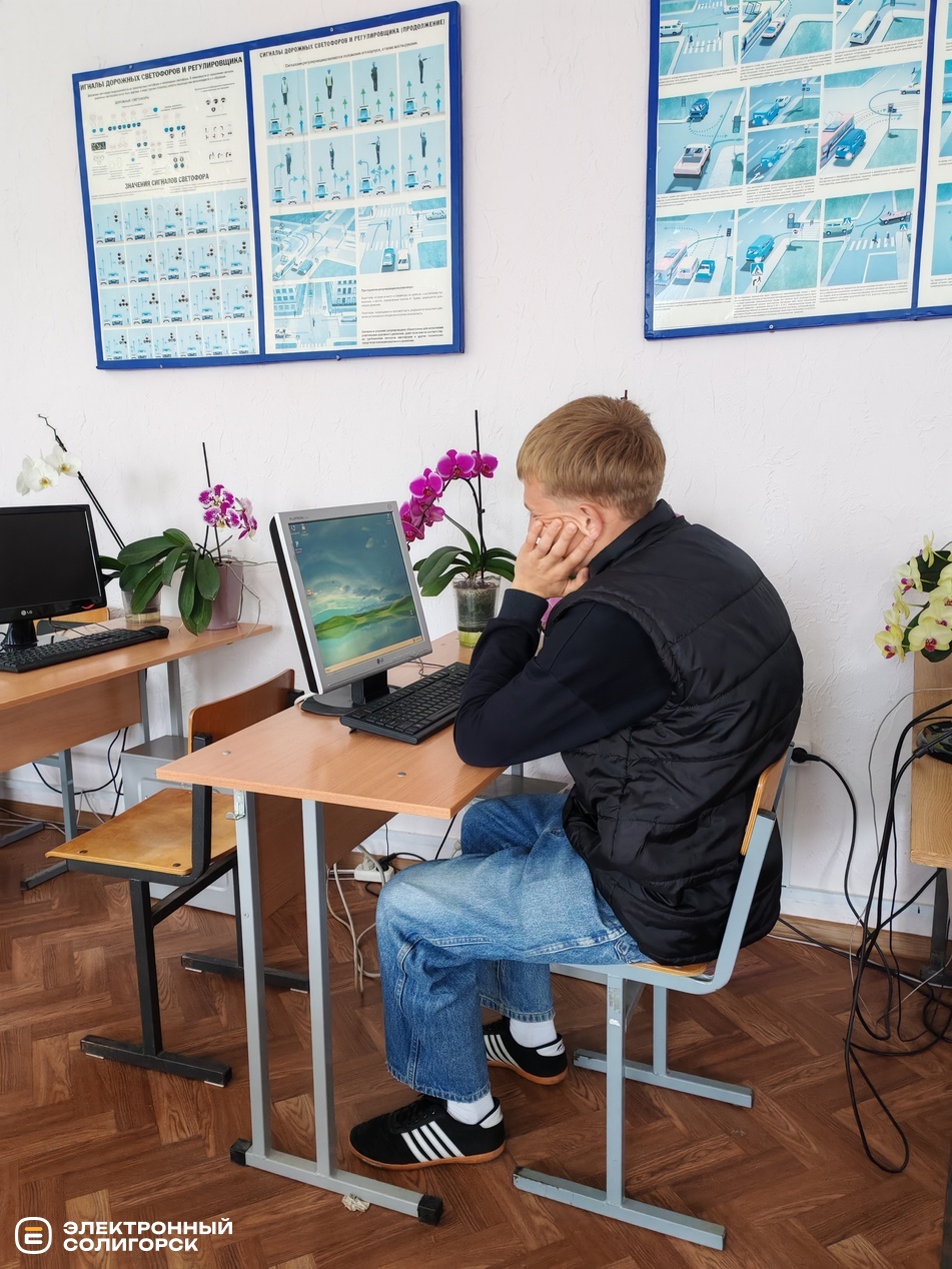 6zl6ufy2ZvvowFuJzV1ZkqQ1