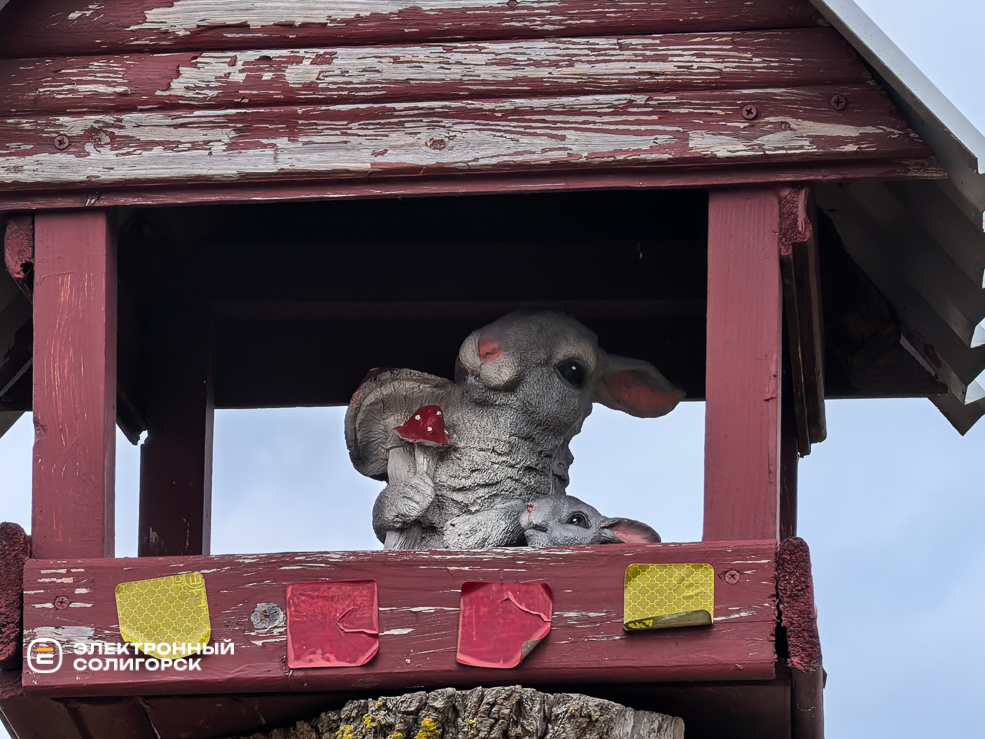 Достопримечательность в деревне Листопадовичи Солигорского района