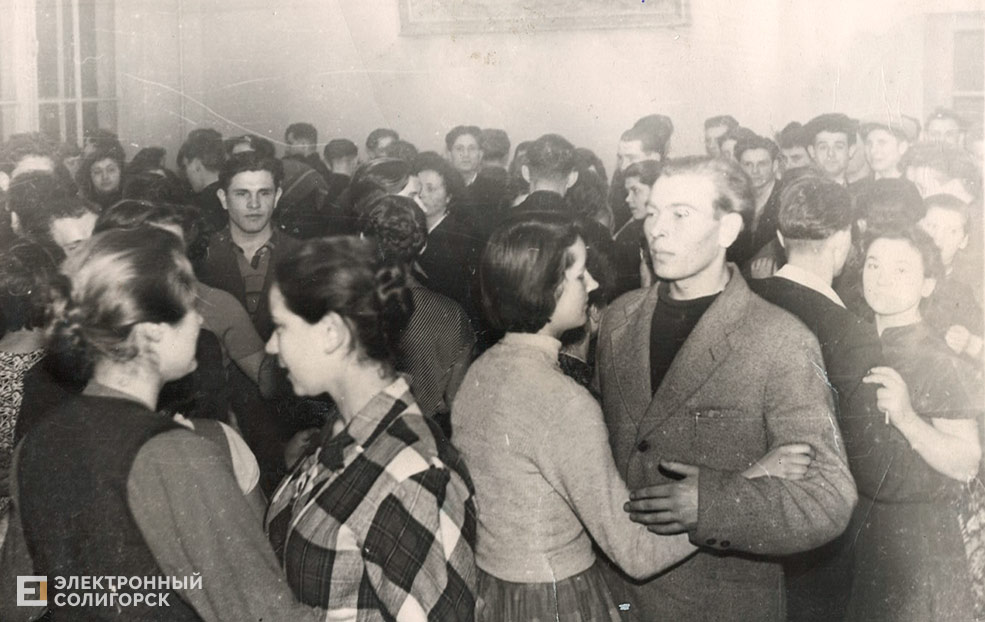 солигорск, ретро, ДК строитель, старый клуб строитель