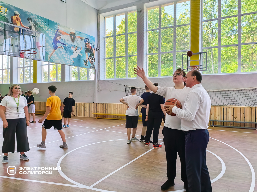 Урок физкультуры и баскетбольные баталии