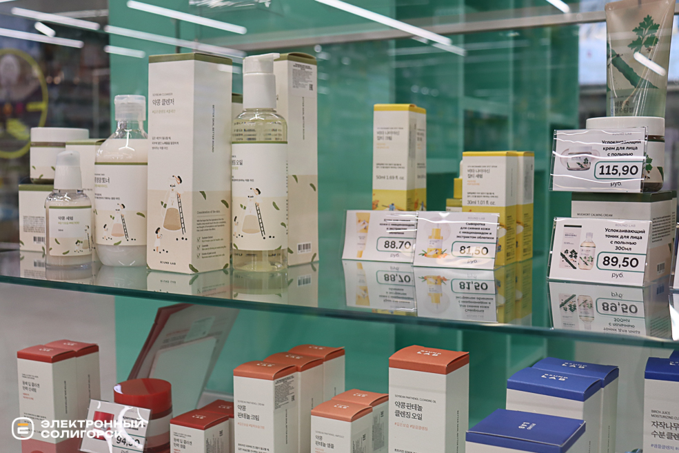 Открытие островка корейской косметики Красивая в Солигорске, ТЦ N3PLAZA
