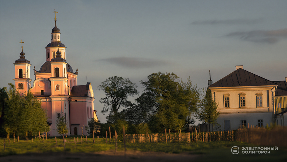 Общий вид на Слуцкий Троицкий монастырь