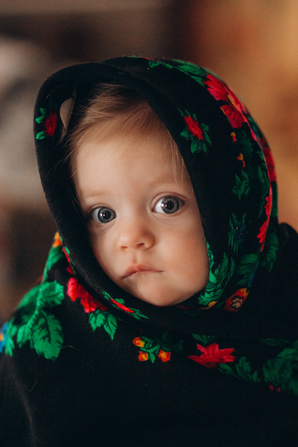 Фотосессия маленькой солигорчанки Сафины с прабабушкой Ниной Ильиничной