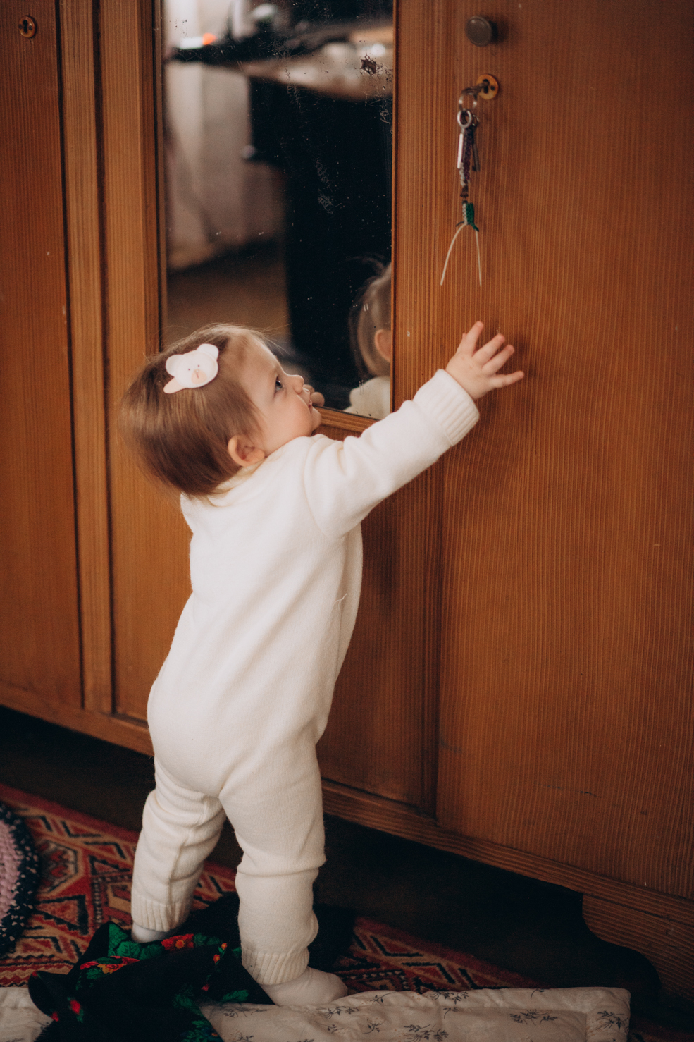 Фотосессия маленькой солигорчанки Сафины с прабабушкой Ниной Ильиничной