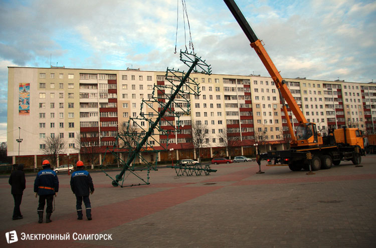 новогодняя елка Солигорск