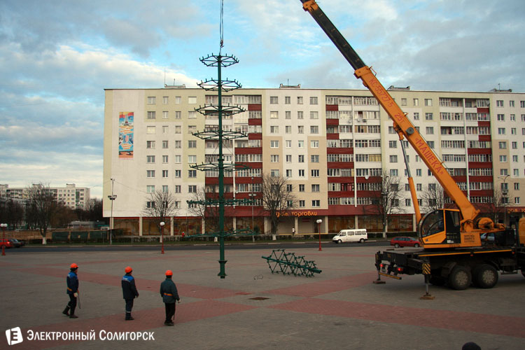 новогодняя елка Солигорск