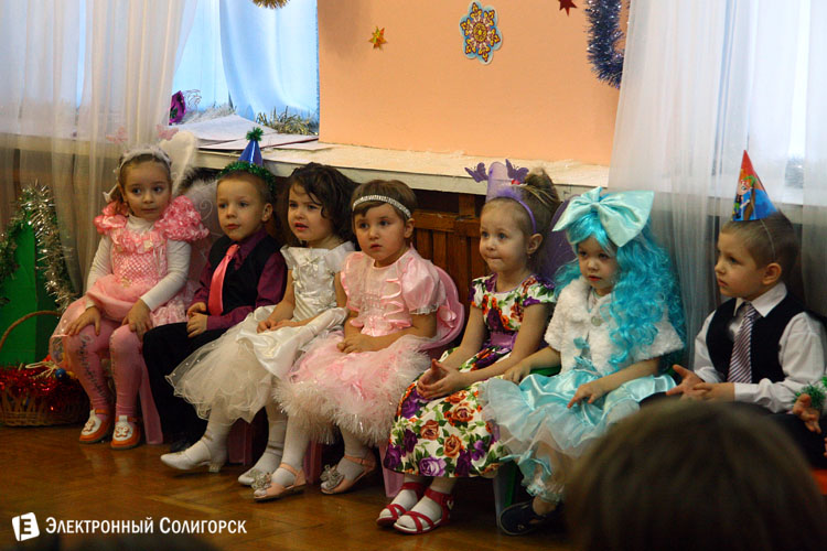 новогодние детские костюмы